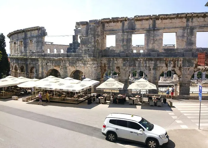 Apartament Anni Pula